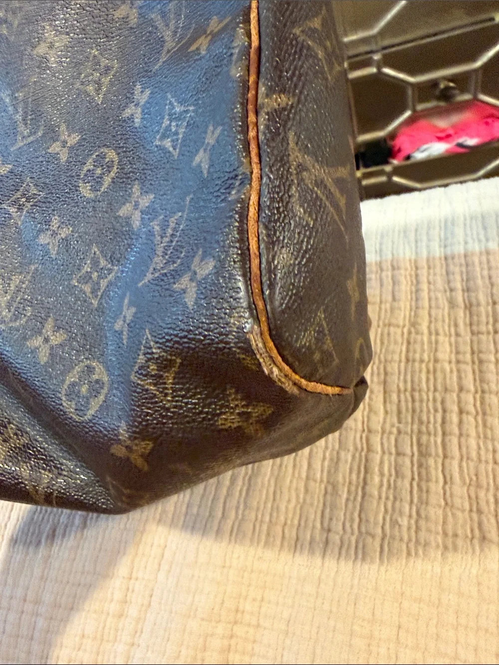 Pre Loved Authentic Louis Vuitton Monogram Speedy Bag - Dark Brown